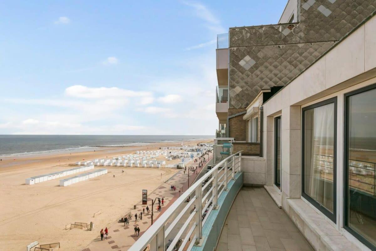 Huswell - Panoramic Seaview Apartment In 'T Zoute Кноке-Хайст Екстериор снимка