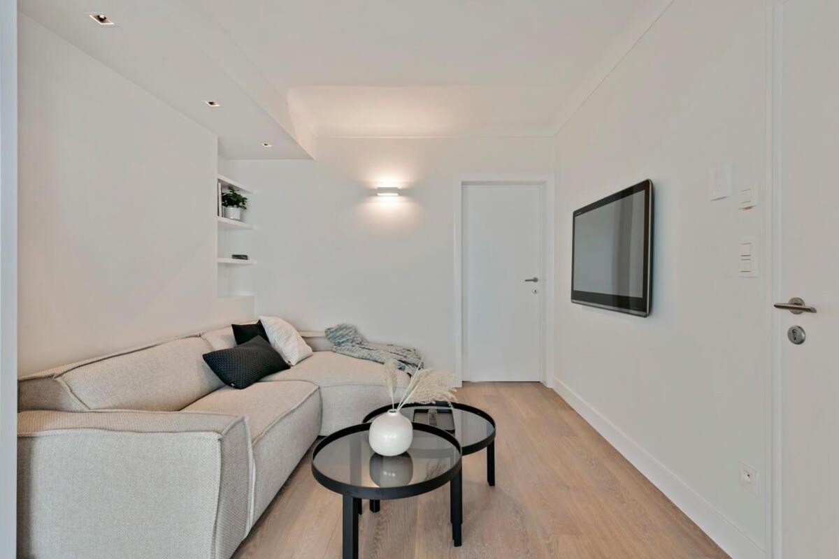 Huswell - Panoramic Seaview Apartment In 'T Zoute Кноке-Хайст Екстериор снимка